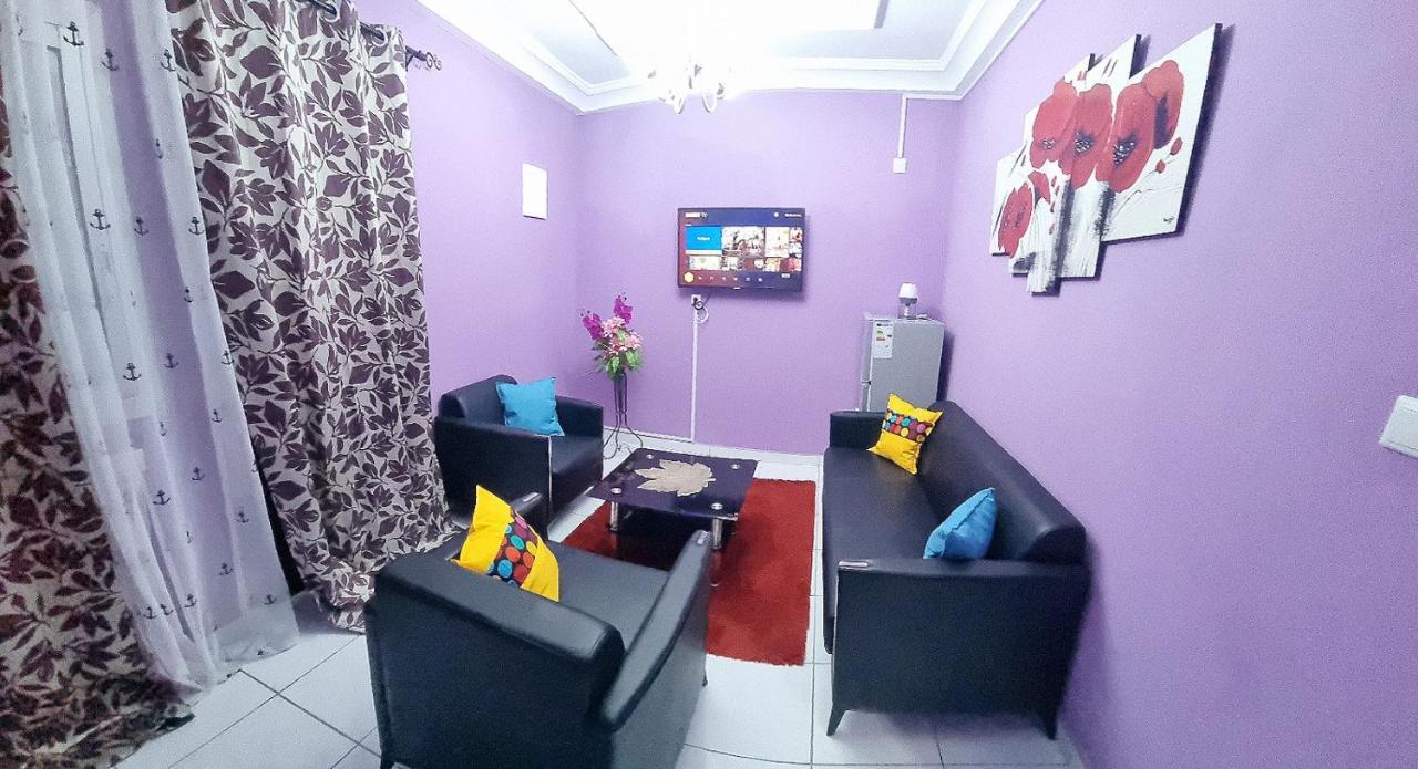 Residence Sighaka - Gold Apartment - Wifi, Gardien, Parking Douala Exterior photo